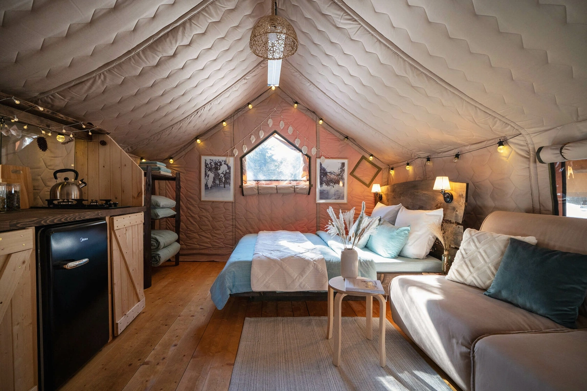 Жизнь-Угра!, глэмпинг