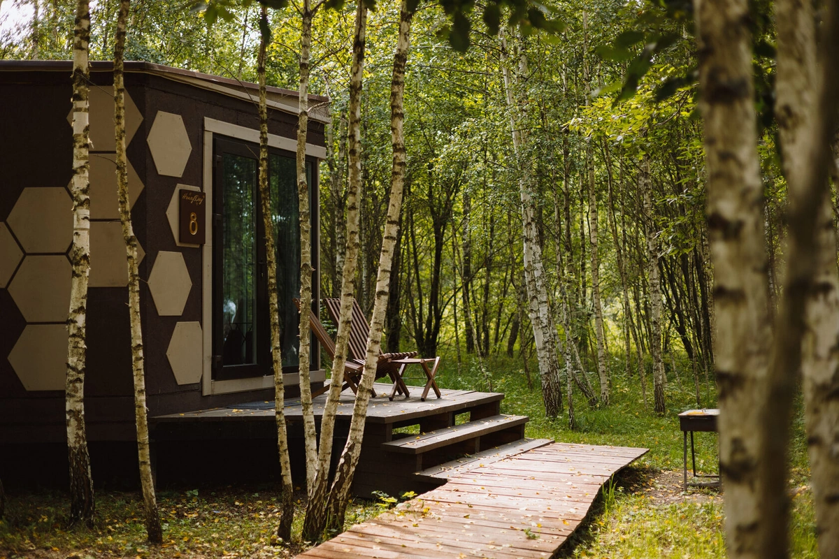 Honey Day, глэмпинг